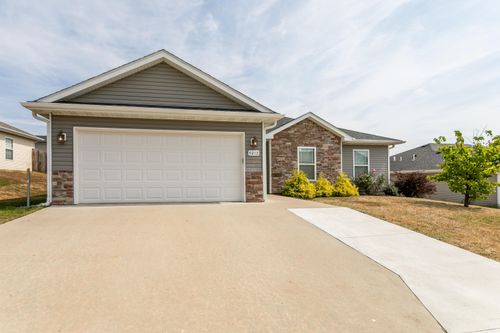 5212 Silver Mill Dr, COLUMBIA, MO, 65202-6708 | Card Image