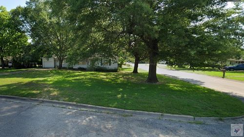 207 S Ellis St, New Boston, TX, 75570-3231 | Card Image