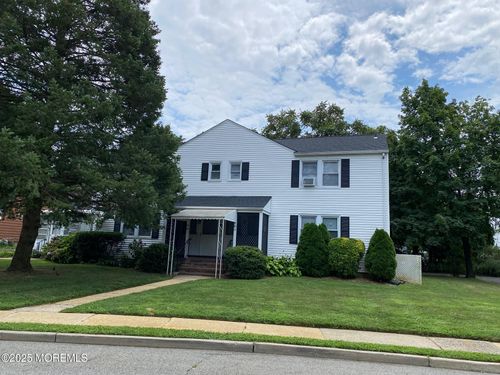 24 Oldfield Pl, Red Bank, NJ, 07701-1815 | Card Image