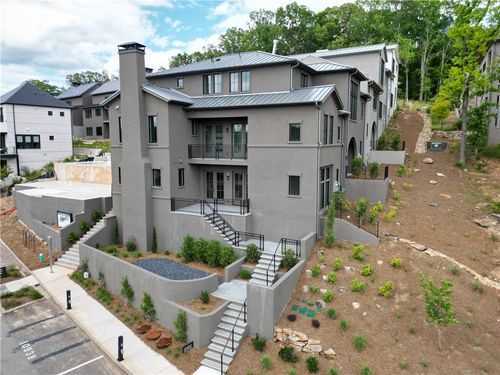 10931 Serenbe Ln, Chattahoochee Hills, GA, 30268-2496 | Card Image