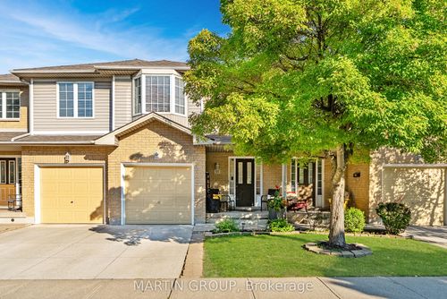 35-104 Frances Ave, Stoney Creek, ON, L8E5X3 | Card Image