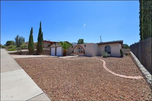 132 Masquerade Ln, El Paso, TX, 79912-5817 | Card Image