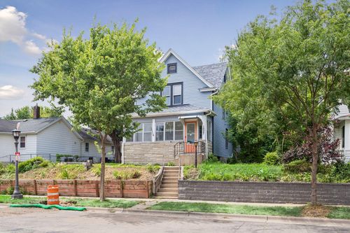 1037 Kent St, Saint Paul, MN, 55117-4720 | Card Image