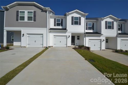 3640 Backwater St, Concord, NC, 28027-9834 | Card Image