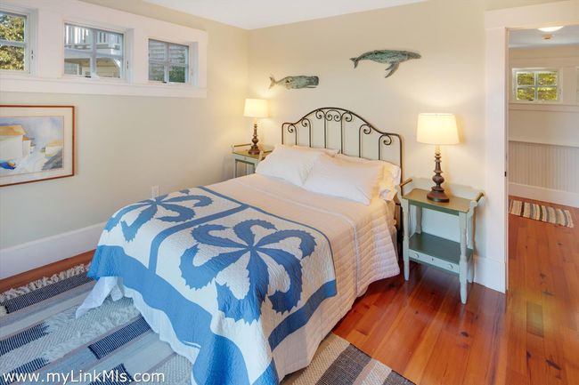 94 Menemsha Inn Rd, House other with 6 bedrooms, 5 bathrooms and null parking in Chilmark MA | Image 25