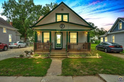 1107 Ne Michigan Ave, Topeka, KS, 66616-1465 | Card Image