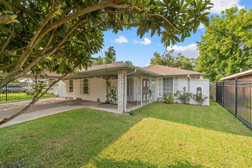 2030 Dormstom Ln, Houston, TX, 77088-1736 | Card Image