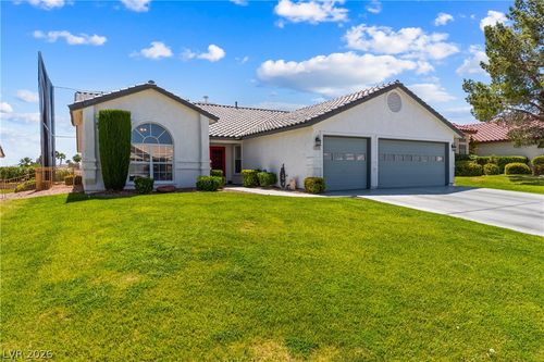 5113 Elm Grove Dr, Las Vegas, NV, 89130-3667 | Card Image