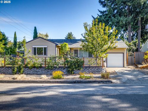 5425 N Syracuse St, Portland, OR, 97203-5237 | Card Image