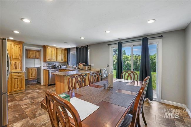 401 18 Th St, House other with 5 bedrooms, 3 bathrooms and 2 parking in Rupert ID | Image 13