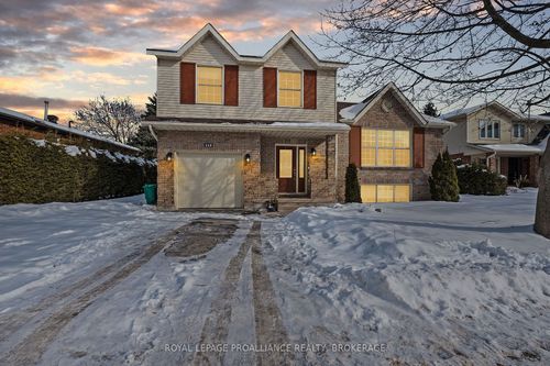 113 Greenlees Dr, Kingston, ON, K7K6R2 | Card Image