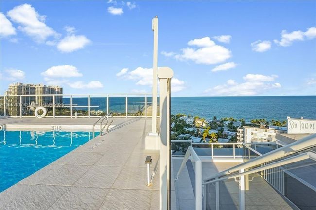APT-1807 - 2841 N Ocean Blvd, Condo with 2 bedrooms, 2 bathrooms and null parking in Fort Lauderdale FL | Image 6