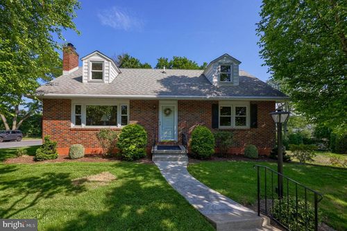 845 Greenway Ter, SHILLINGTON, PA, 19607-1750 | Card Image