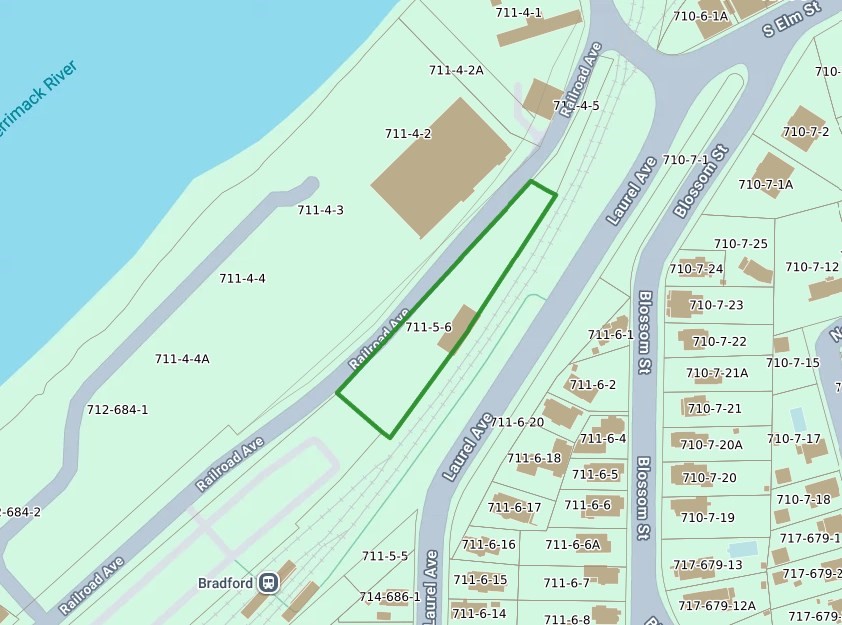 Land in Haverhill