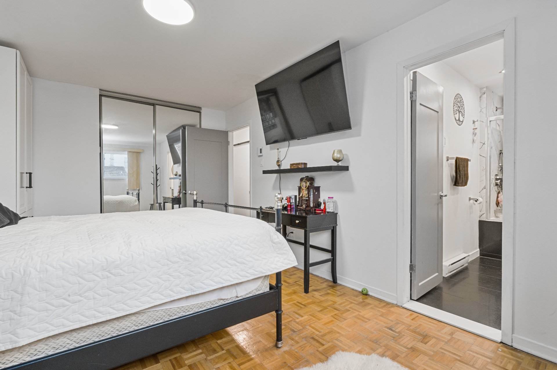 Residential in Laval (Chomedey)
