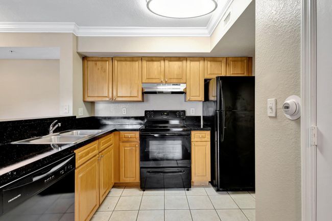 APT-103 - 15095 Michelangelo Blvd, Condo with 2 bedrooms, 2 bathrooms and null parking in Delray Beach FL | Image 12
