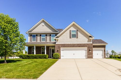 11888 Logan Hunter Trl, Noblesville, IN, 46060-9106 | Card Image