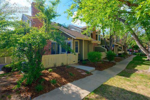 f-2020 S Hannibal Way, Aurora, CO, 80013-4067 | Card Image