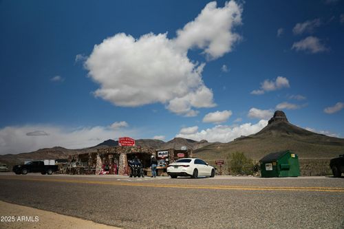 --- W Oatman Hwy, Golden Valley, AZ, 86413 | Card Image