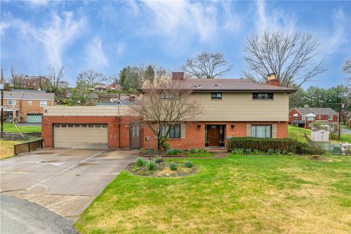 5270 Sherwood Drive, Whitehall, PA, 15236 | Card Image