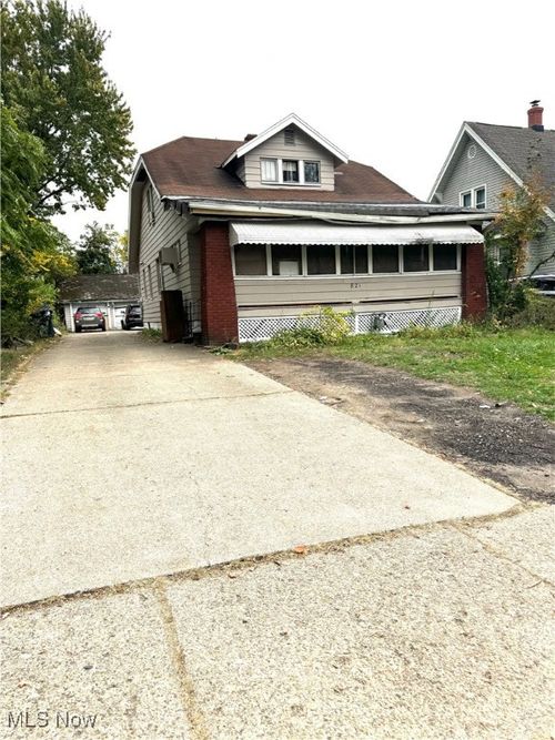 821 Woodbine Ave Se, Warren, OH, 44484-4266 | Card Image