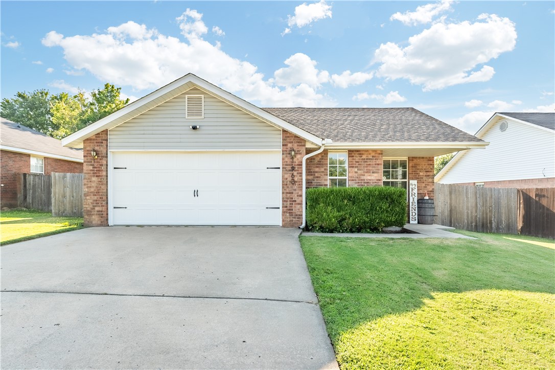Liberty Dr, Fayetteville, AR 72701