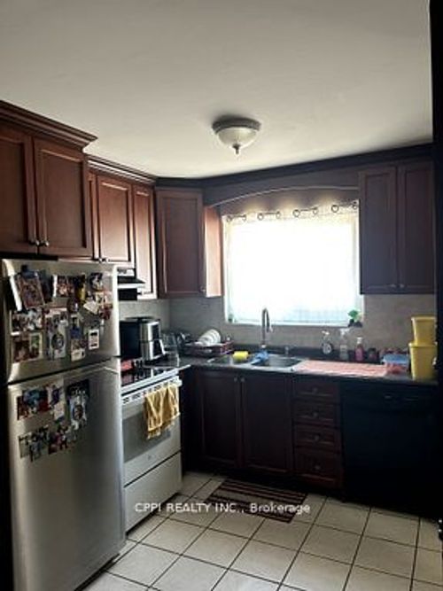 110-69 Godstone Rd, Toronto, ON, M2J3C8 | Card Image