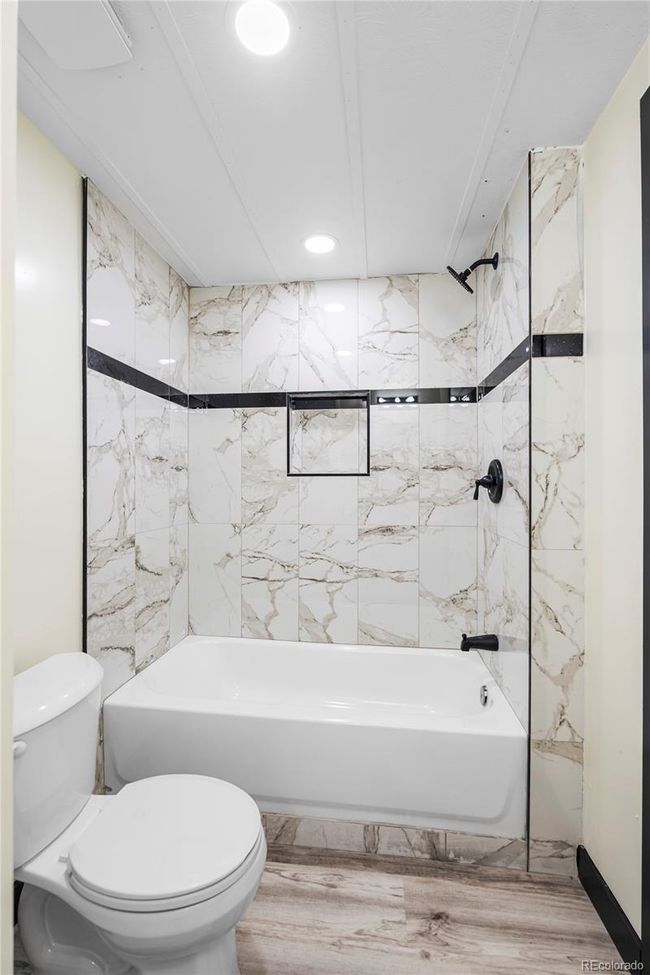 12205 Perry St, Home with 3 bedrooms, 2 bathrooms and 2 parking in Broomfield CO | Image 11