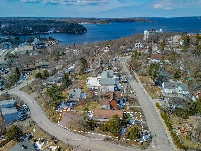 2 Belvedere Ave, House other with 3 bedrooms, 2 bathrooms and 3 parking in Parry Sound ON | Image 36