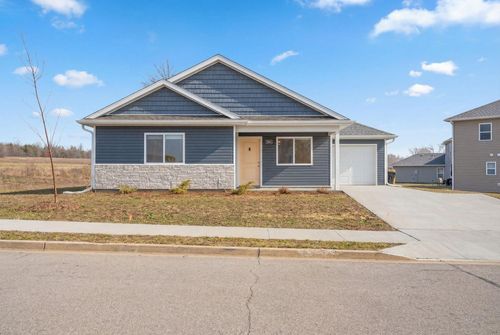 7845 N Glen Meadow Dr, COLUMBIA, MO, 65202-5677 | Card Image