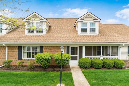 246 Black Walnut Dr, Westerville, OH, 43082-9613 | Card Image