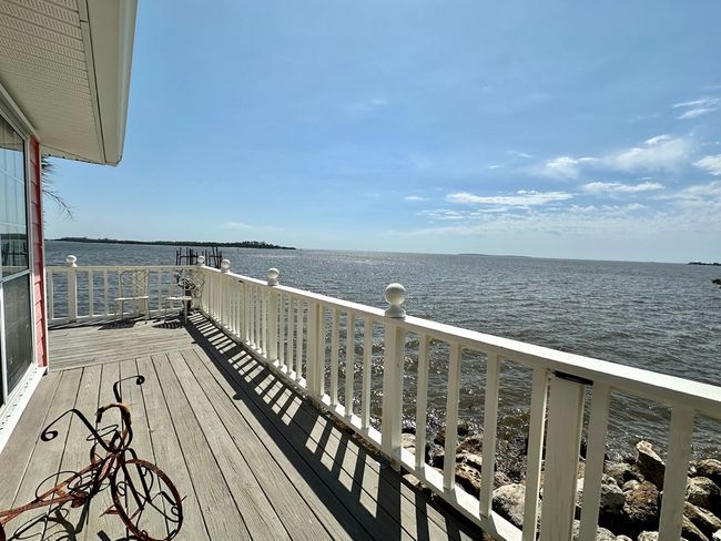 660 1 St St, House other with 3 bedrooms, 4 bathrooms and null parking in CEDAR KEY FL | Image 48