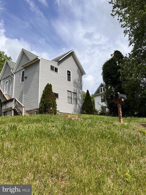 apt-1st-5906 Benton Heights Ave, BALTIMORE, MD, 21206-2565 | Card Image