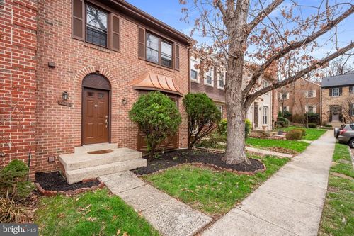 2880 Kelly Sq, VIENNA, VA, 22181-6140 | Card Image