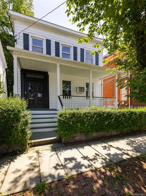 1-29 Delano St, Poughkeepsie, NY, 12601-3006 | Card Image