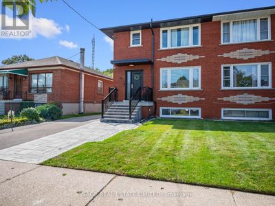 46 Foch Ave, House other with 4 bedrooms, 2 bathrooms and 5 parking in Etobicoke ON | Image 3