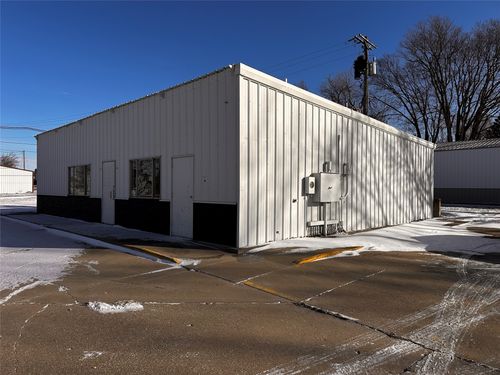 401 S Country Road, Toledo, IA, 52342 | Card Image