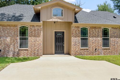 1720 Outer Dr, Tyler, TX, 75701-3869 | Card Image