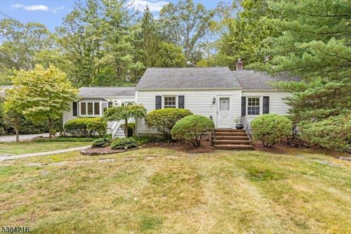 34 Moraine Rd, Morris Plains, NJ, 07950-2750 | Card Image