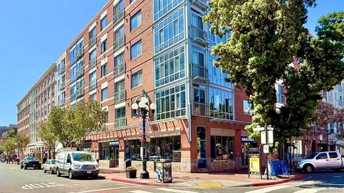 504-445 Island Ave, San Diego, CA, 92101 | Card Image