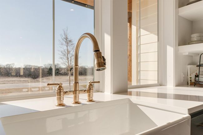 Interior details with sink | Image 15