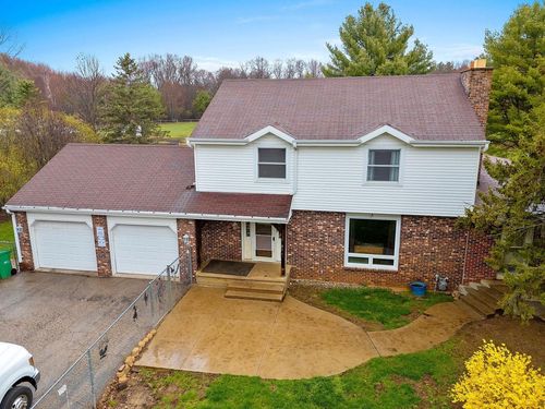 W1982 Rader Road, Marinette, WI, 54143 | Card Image