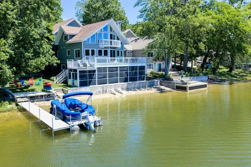 68388 Dailey Road, Ontwa Township, MI, 49112 | Card Image