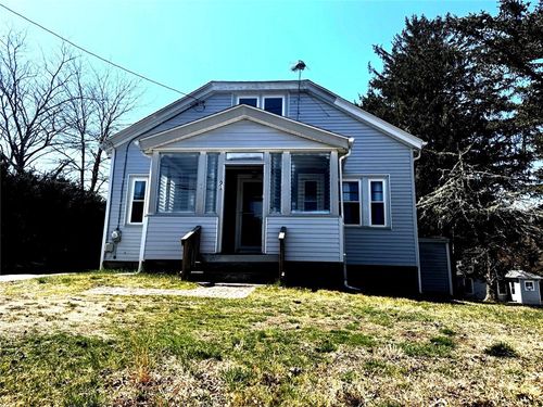91 Church St, Bradford, RI, 02808-1615 | Card Image