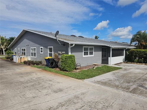 9079-9079 Se Hobe Ridge Ave, Hobe Sound, FL, 33455-4692 | Card Image