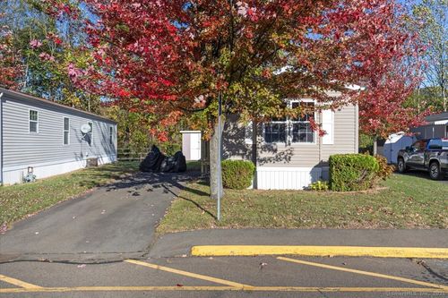 11 Marble Ln, Milford, CT, 06460-3865 | Card Image