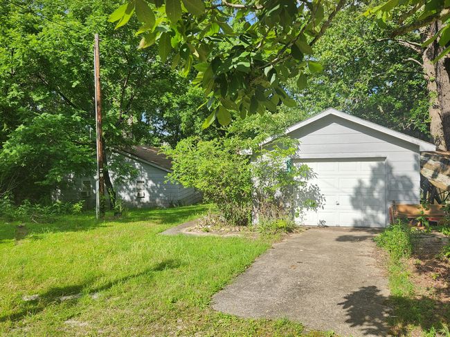 garage a 6-25 | Image 9
