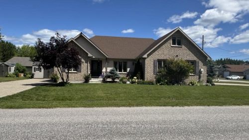161 Spruce Crt, Sturgeon Falls, ON, P2B3N6 | Card Image