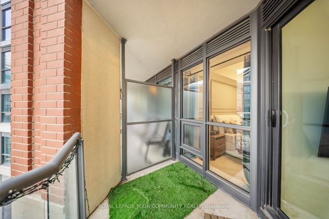 312 - 31 Tippett Rd, Condo with 2 bedrooms, 2 bathrooms and null parking in Toronto ON | Image 34