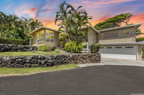 47-105 Lulani Place, Kaneohe, HI, 96744 | Card Image